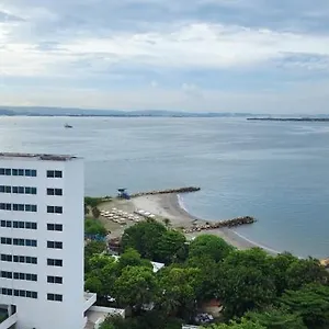Apartamento Hermosos Frente A La Playa Piso 11 Y 14, Cartagena